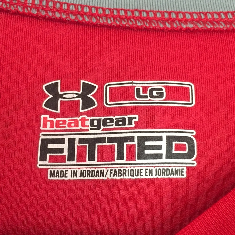 Men’s large Under Armor long sleeve red shirt - Picture 3 of 3